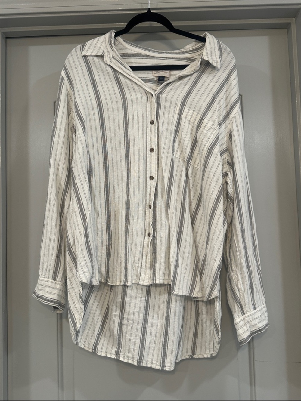 Universal Thread Striped Button-Down Shirt in White and Gray